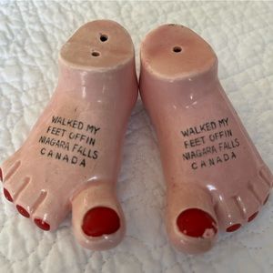 Vintage souvenir salt and pepper shakers